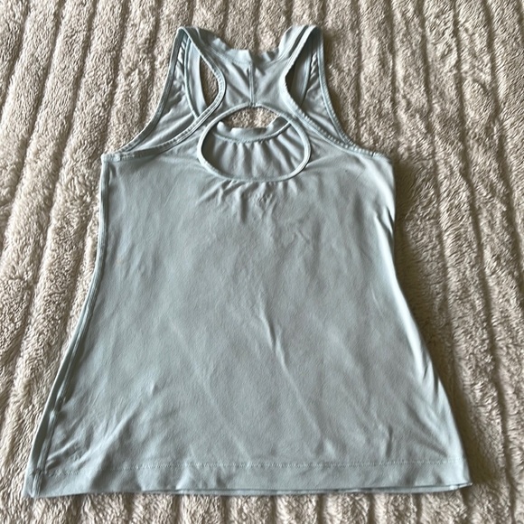 COPY - COPY - Athlete razorback tank XXS - Picture 2 of 4